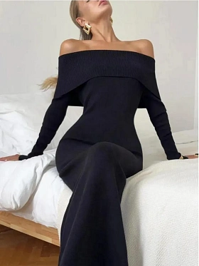 Платье вязаное длинное с открытыми плечами